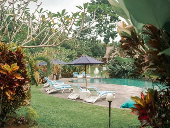 7 giorni di risveglio spirituale, ritiro di lusso di yoga e benessere a Bali