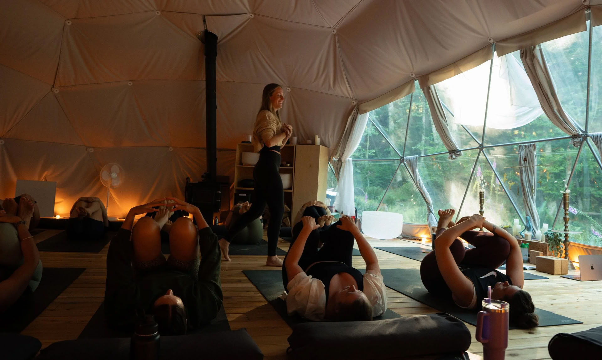 Evolve Ritiro con Mikaela Millington a Bowen Island — Nectar Yoga