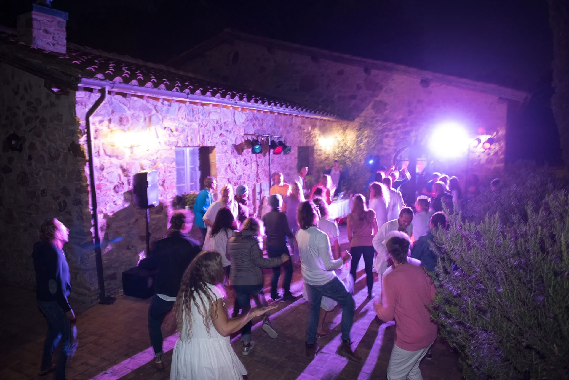 Celebrazione di Guru Purnima di 3 giorni