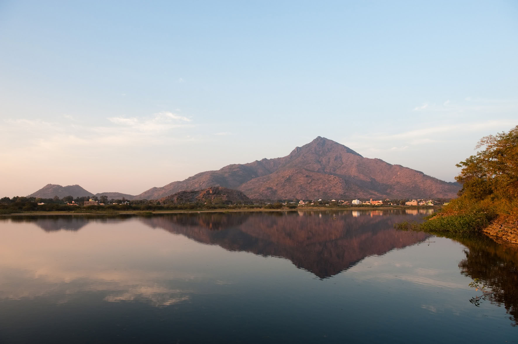 21-Day Ritiro Ashram di Detox e Meditazione Silenziosa India
