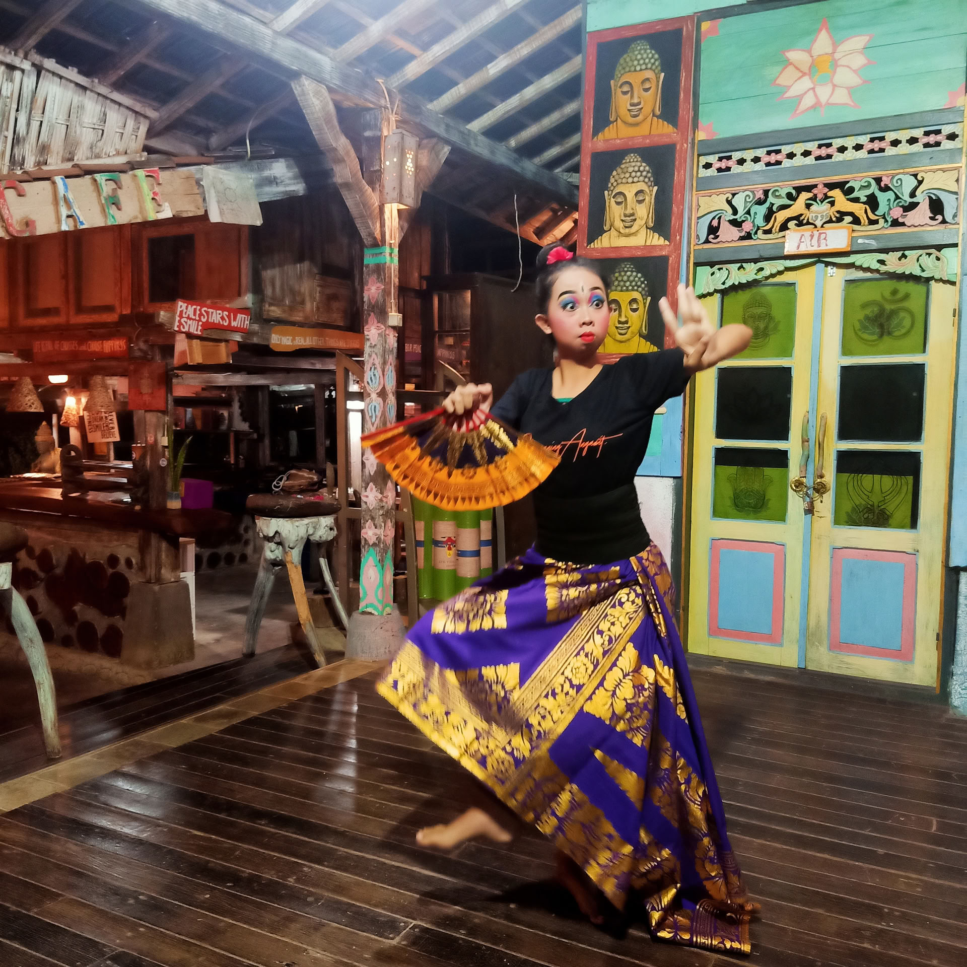 Spettacolo di danza balinese incantevole