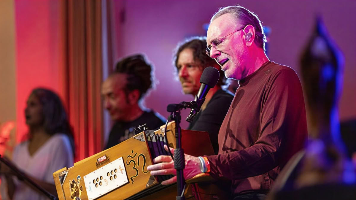 Concerto Satsang del sabato con Krishna Das