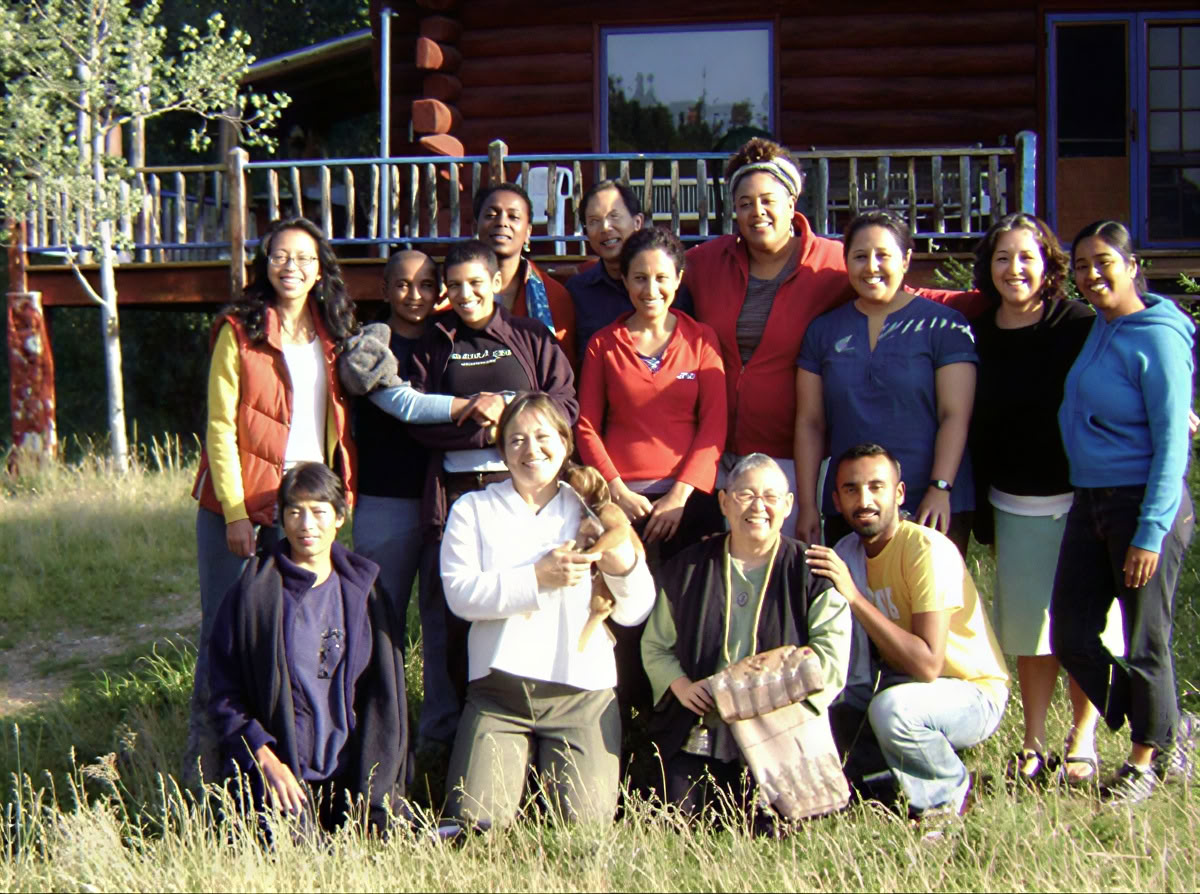The World is Made of Stories: Un ritiro di meditazione vipassana