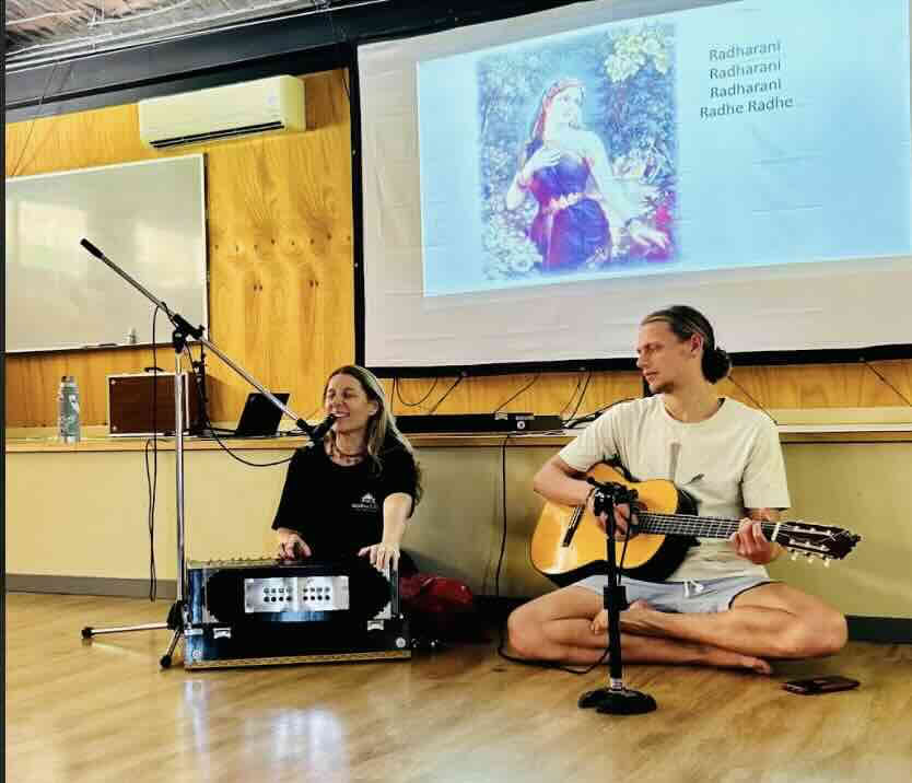'Impara a guidare il Kirtan' Immersion