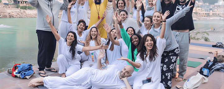 Corso di formazione insegnanti di yoga di 200 ore a Rishikesh – dal 02 agosto al 27 agosto 2026