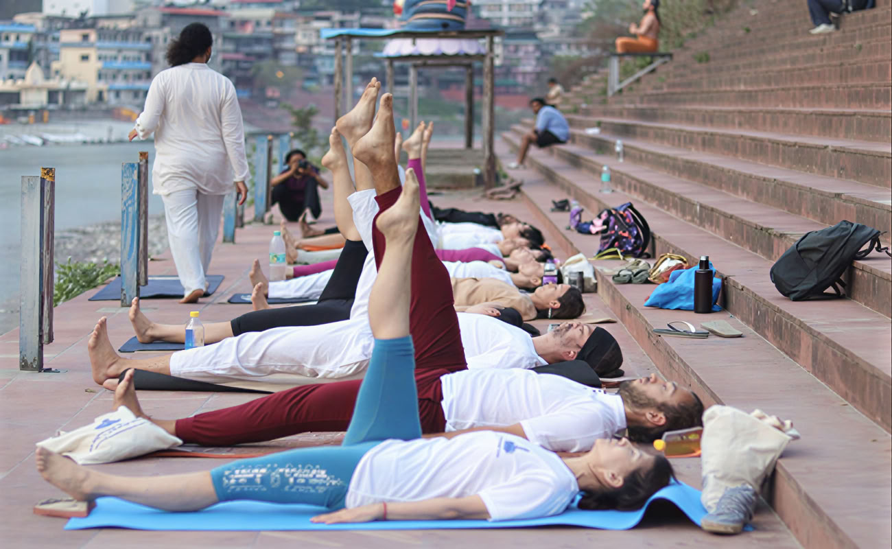 200 Ore di Formazione Insegnanti di Yoga Ayurveda a Rishikesh, India
