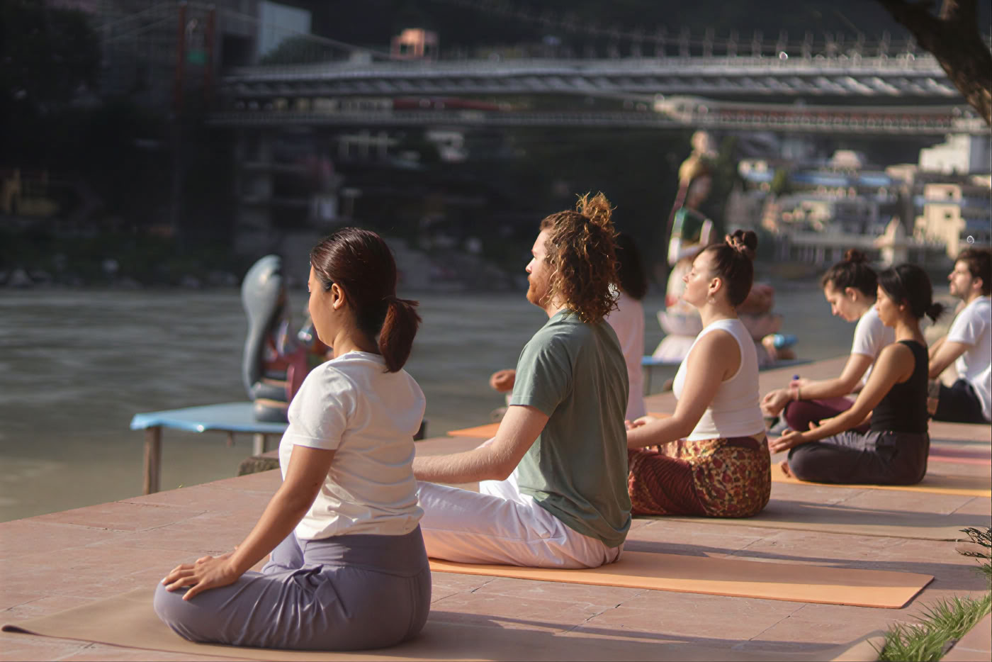 200 Ore di Formazione Insegnanti di Yoga Ayurveda a Rishikesh, India