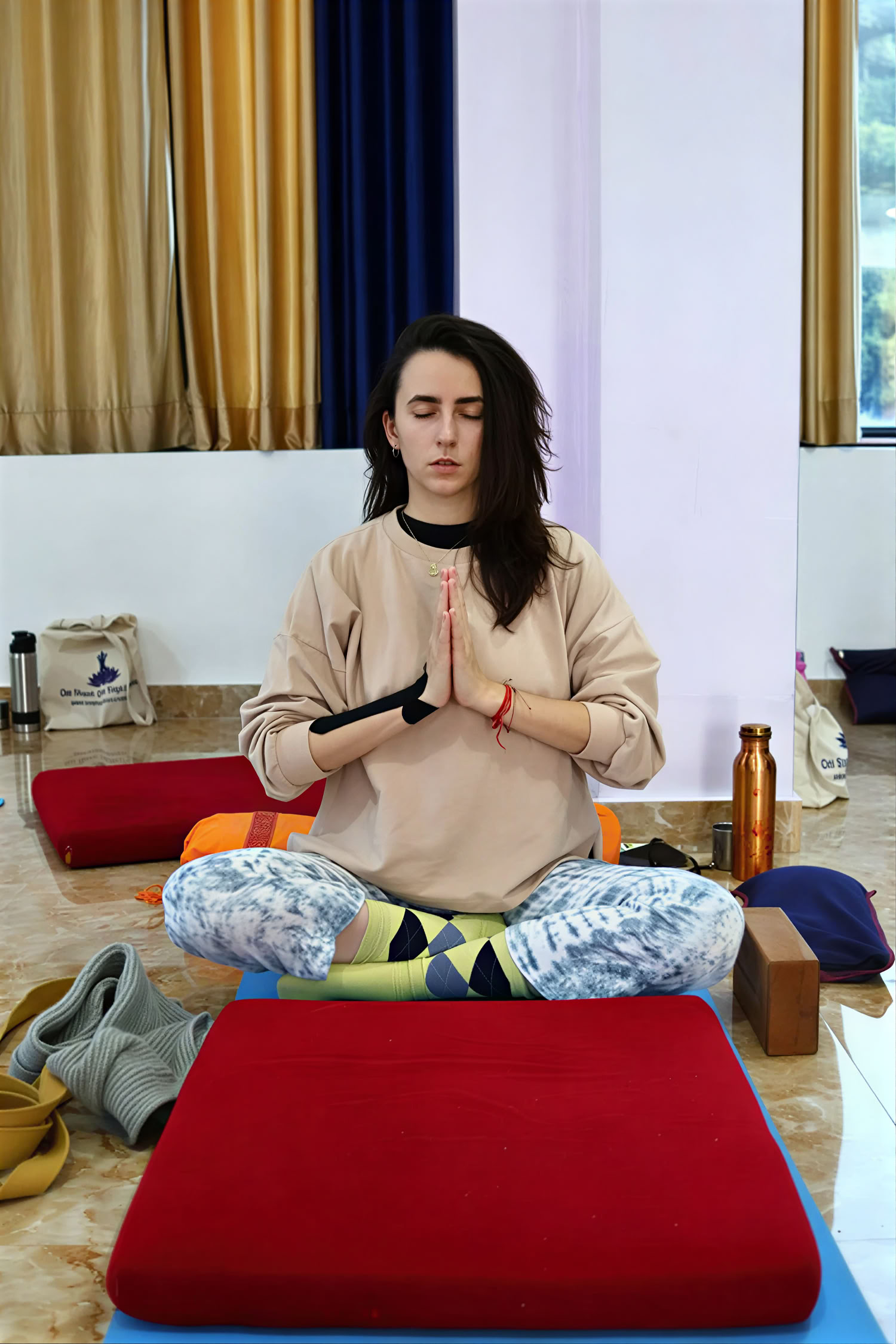 100 Ore di Formazione Insegnanti di Yoga a Rishikesh | Yoga per Principianti