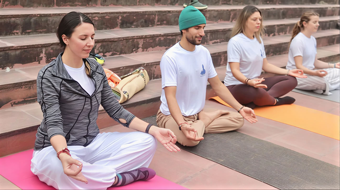 100 Ore di Formazione Insegnanti di Yoga a Rishikesh, India