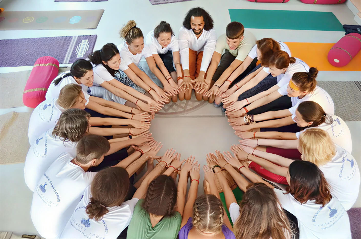 Corso di formazione insegnanti di Yoga Ayurveda di 100 ore a Rishikesh