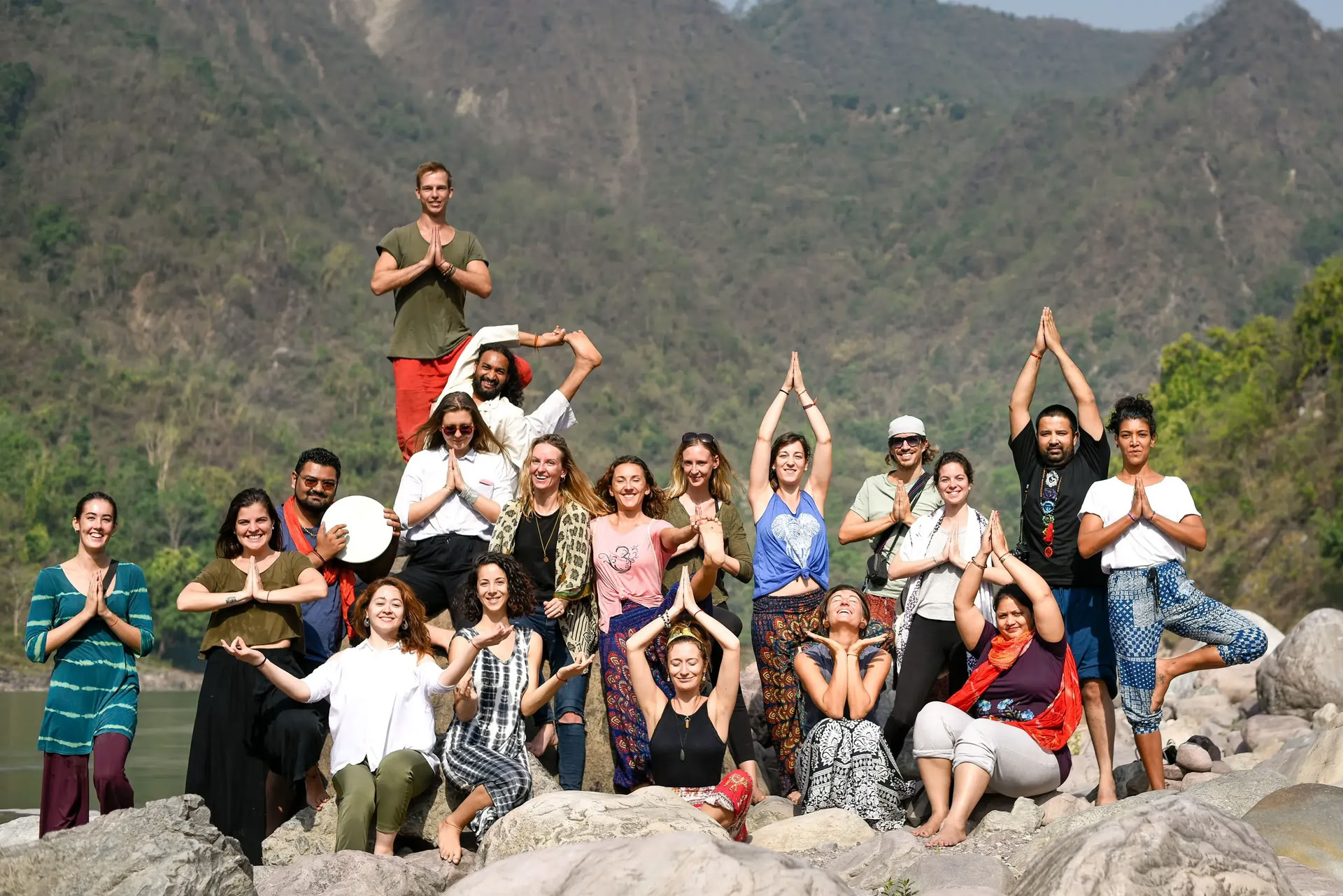 Corso di formazione insegnanti di Yoga Ayurveda di 100 ore a Rishikesh