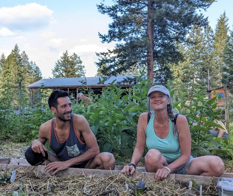 Programma intensivo di Karma Yoga di tre mesi – versione speciale di due mesi rivolta ai più giovani