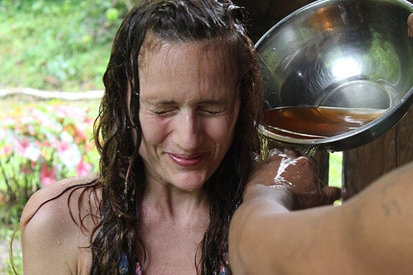 Corso di guarigione e potenziamento con ayahuasca di quattro settimane