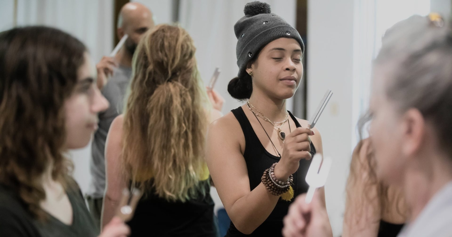 14° Corso annuale di certificazione Sage - Modulo 1: I principi fondamentali del SoundHealing dalla tradizione sciamanica antica alla nuova scienza: seguito dagli studi con le forchette di accordatura
