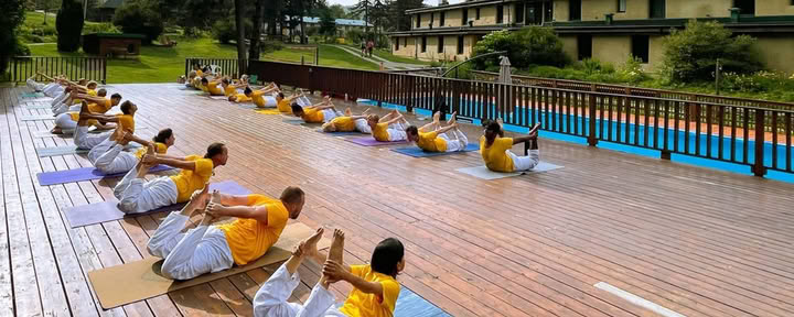 Corso di formazione avanzata per insegnanti di yoga (ATTC)