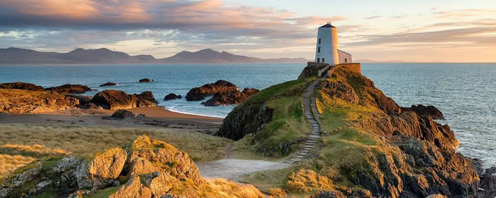 14-17 agosto Yoga & nuoto in acque libere Anglesey