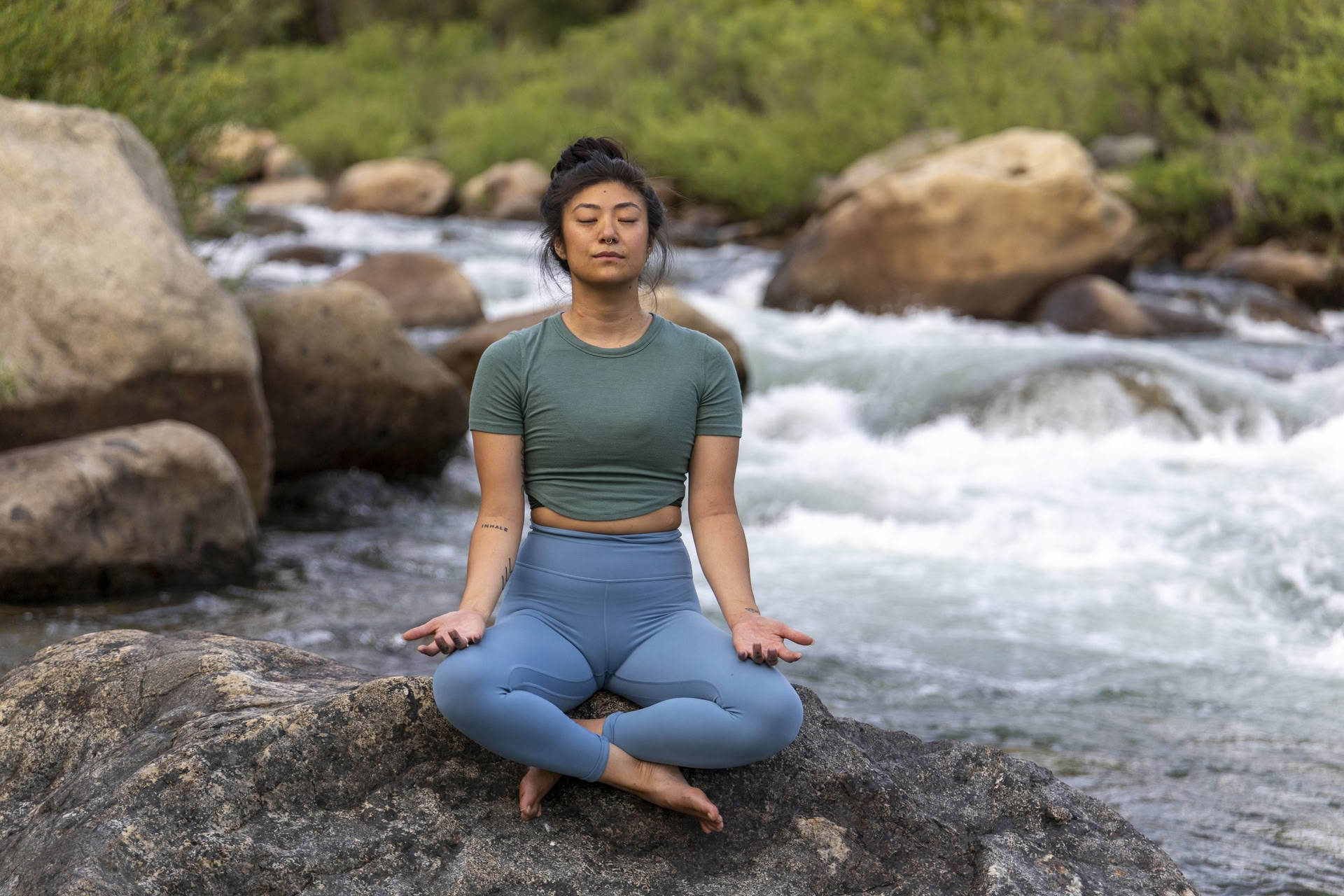 Roots of Resilience: Yoga & Il lavoro che riconnette