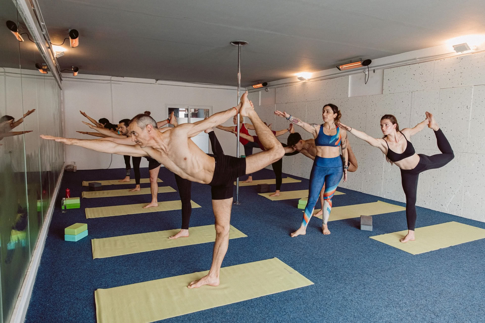 ASHTANGA FOUNDATIONS Architettura Interna e Pratica Intelligente — Momosyoga | HotYogaMalta
