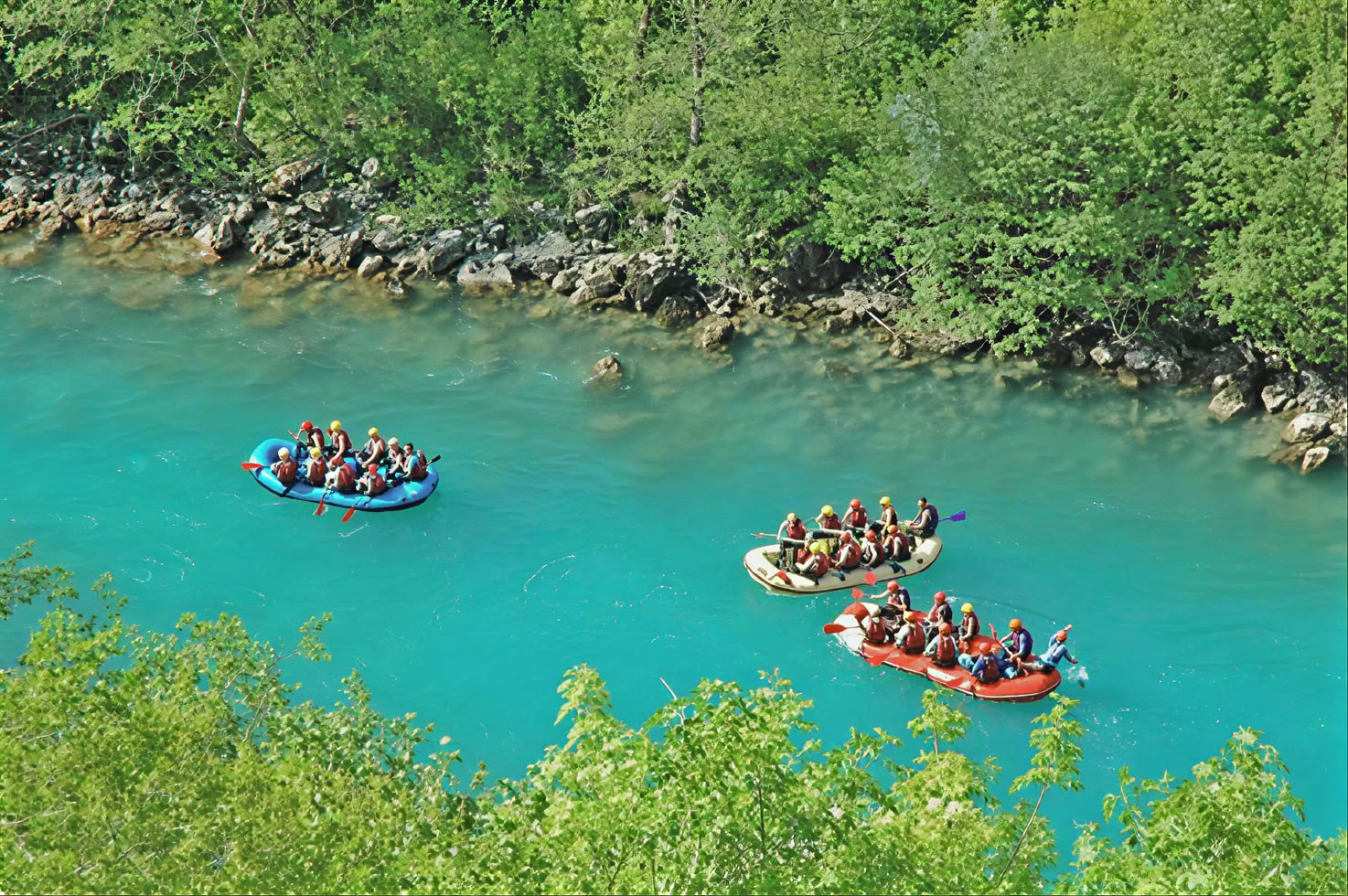 Tara Tour di rafting di due giorni