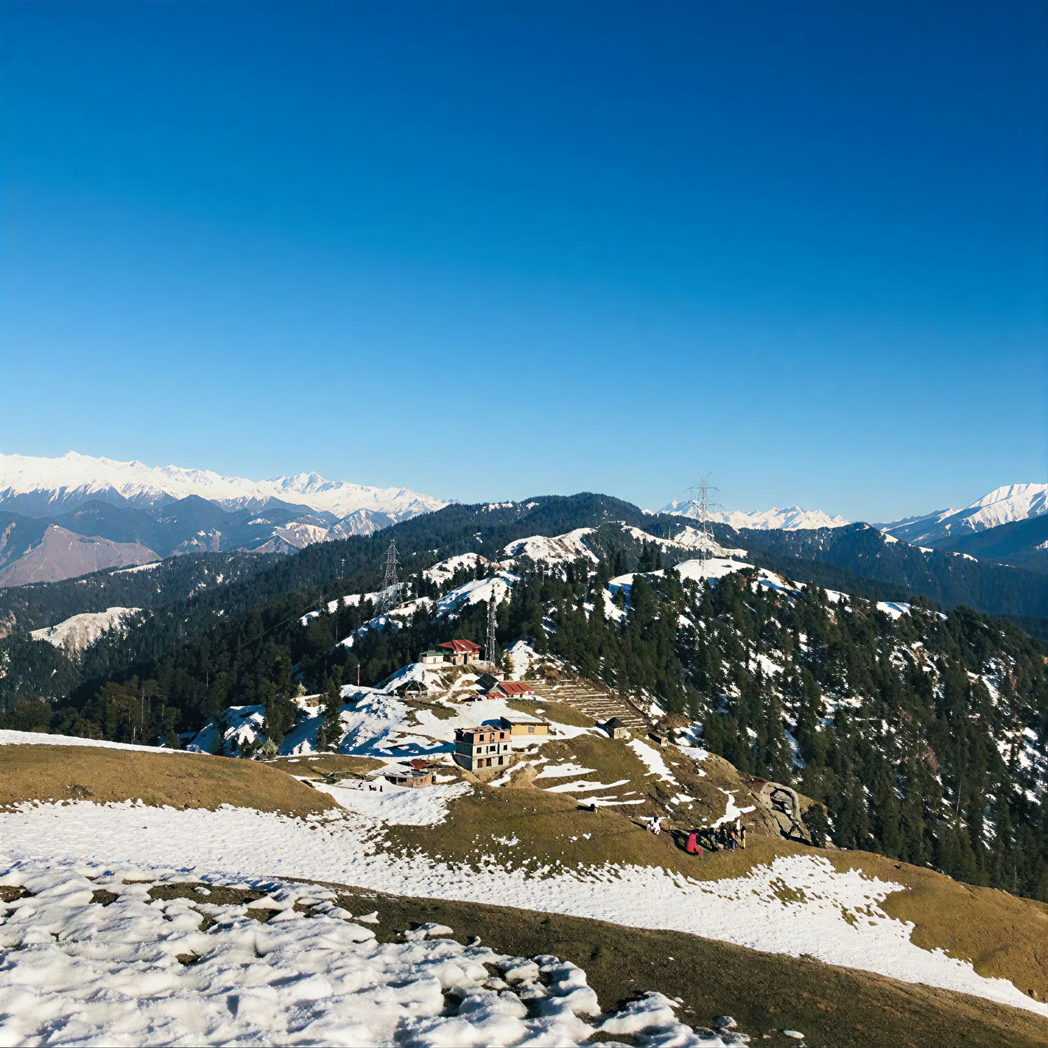 Pine Hills ai Regni del Fiume: Dalhousie, Khajjiar e il Sentiero del Patrimonio di Chamba