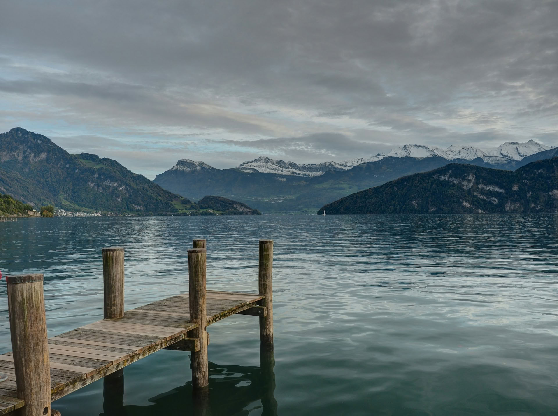 Icone alpine della Svizzera: treni panoramici, laghi e vette elevate
