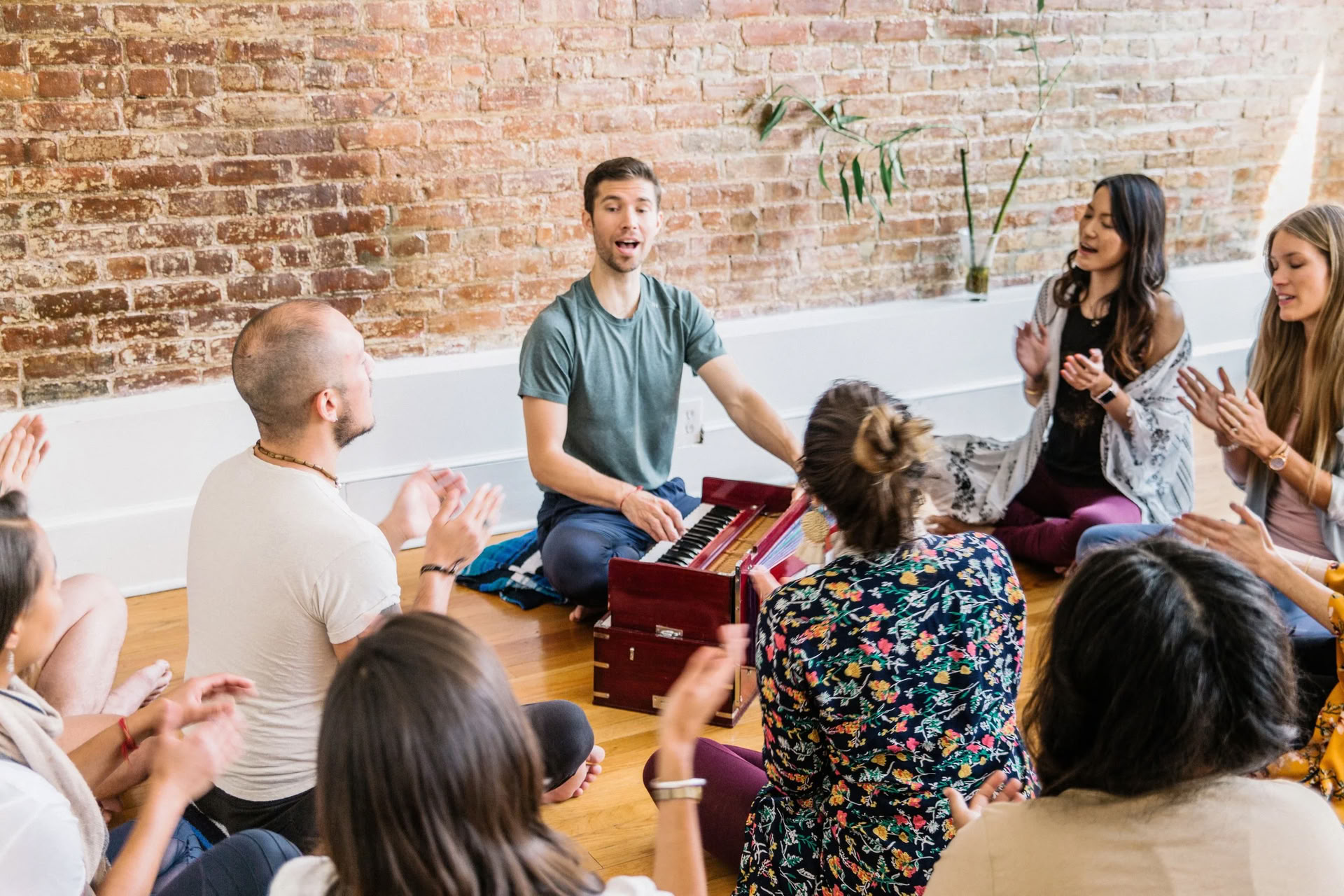 200 ore Formazione Insegnanti di Yoga