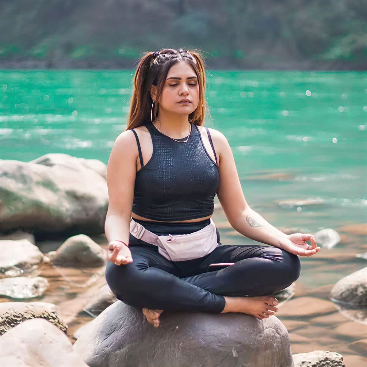Programma di formazione insegnanti di yoga di 100 ore