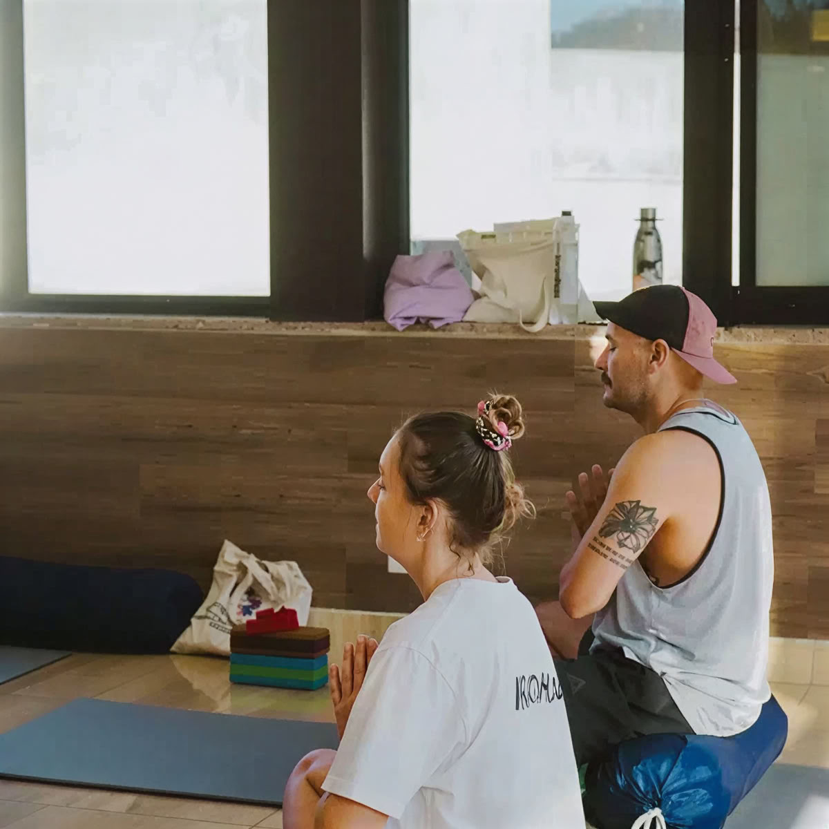 Programma di formazione per insegnanti di yoga di 200 ore