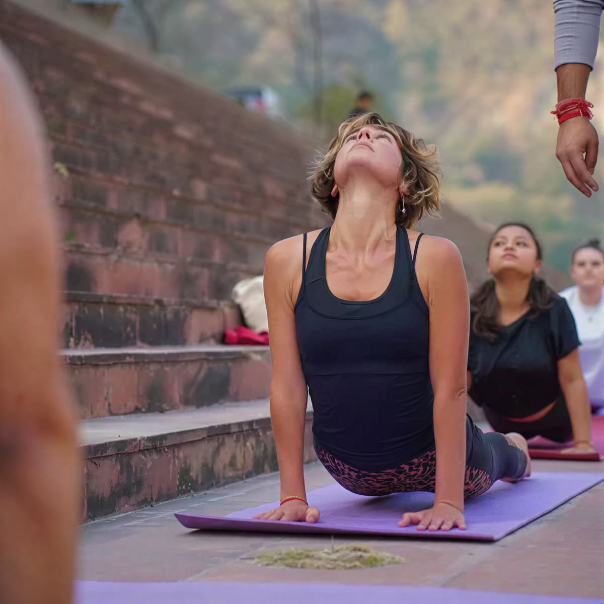 Programma di formazione per insegnanti di yoga di 300 ore