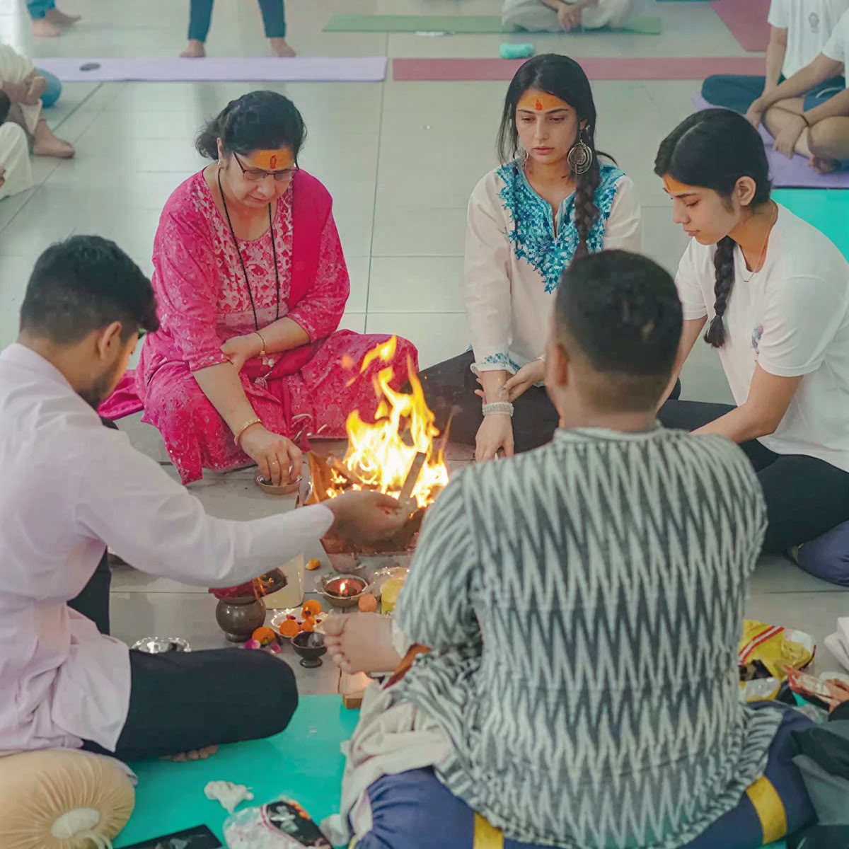 300 Ore Formazione Insegnanti di Yoga Rishikesh – 01 Maggio – 27 Maggio 2026