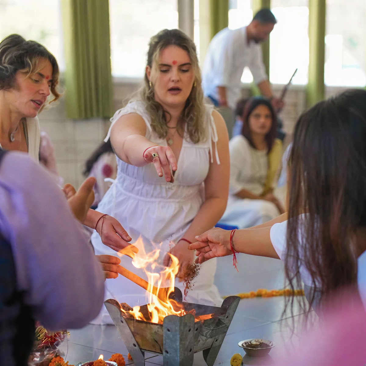 300 Ore Formazione Insegnanti di Yoga Rishikesh – 01 Maggio – 27 Maggio 2026