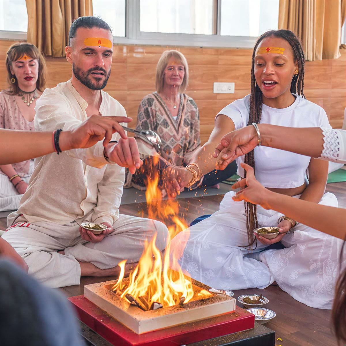 300 Ore Formazione Insegnanti di Yoga Rishikesh – 01 Maggio – 27 Maggio 2026