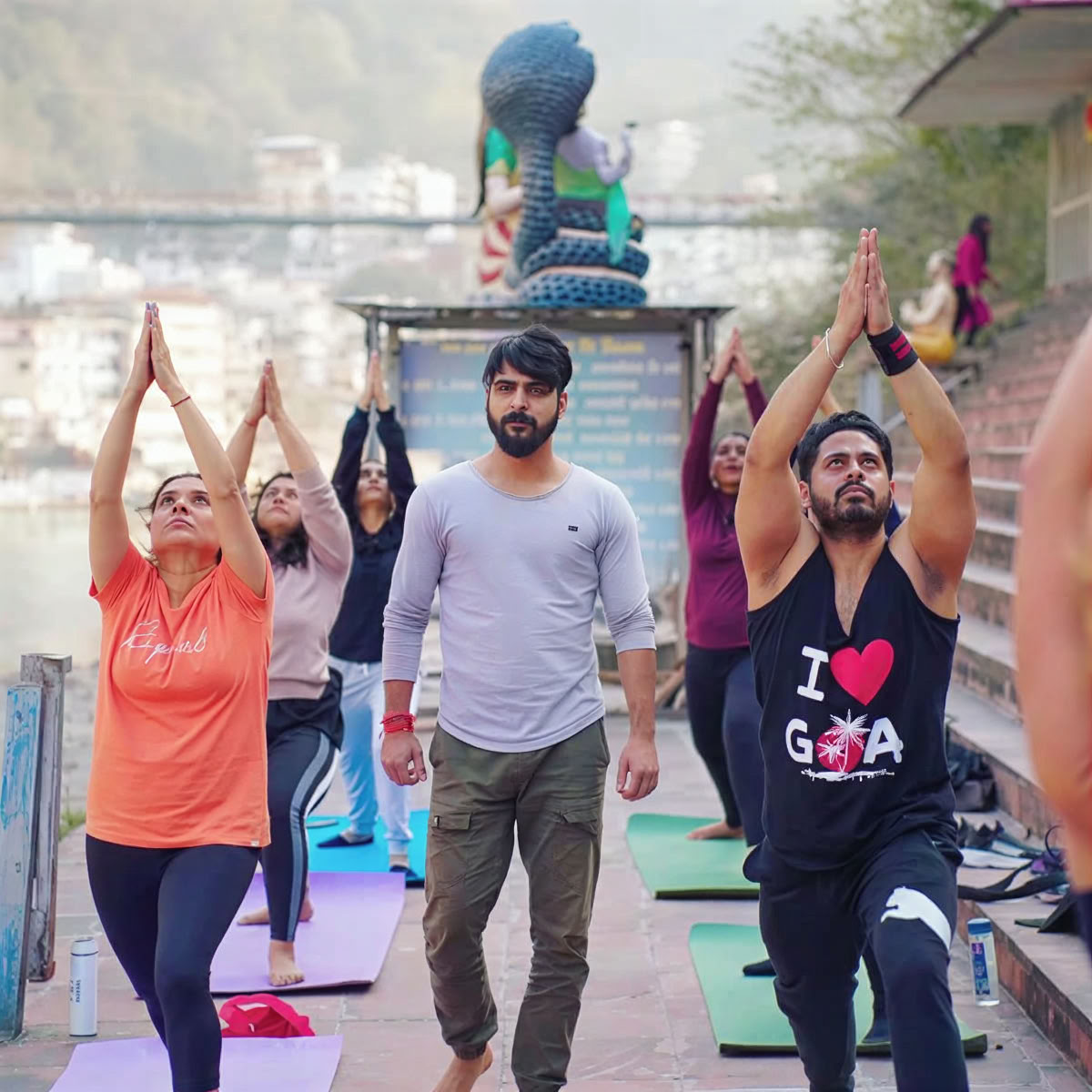 300 Ore Formazione Insegnanti di Yoga Rishikesh – 01 Maggio – 27 Maggio 2026