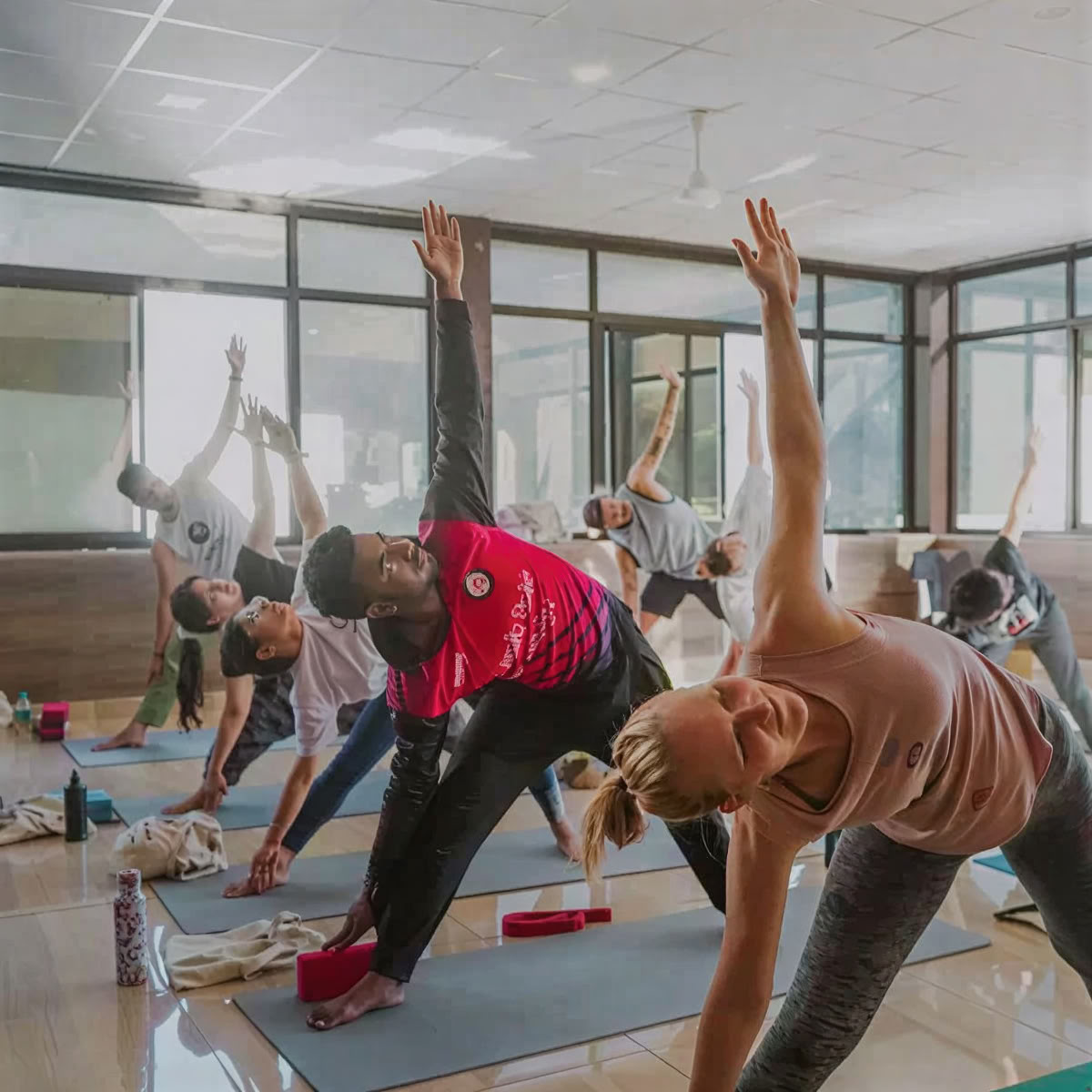 300 Ore Formazione Insegnanti di Yoga Rishikesh – 01 Maggio – 27 Maggio 2026