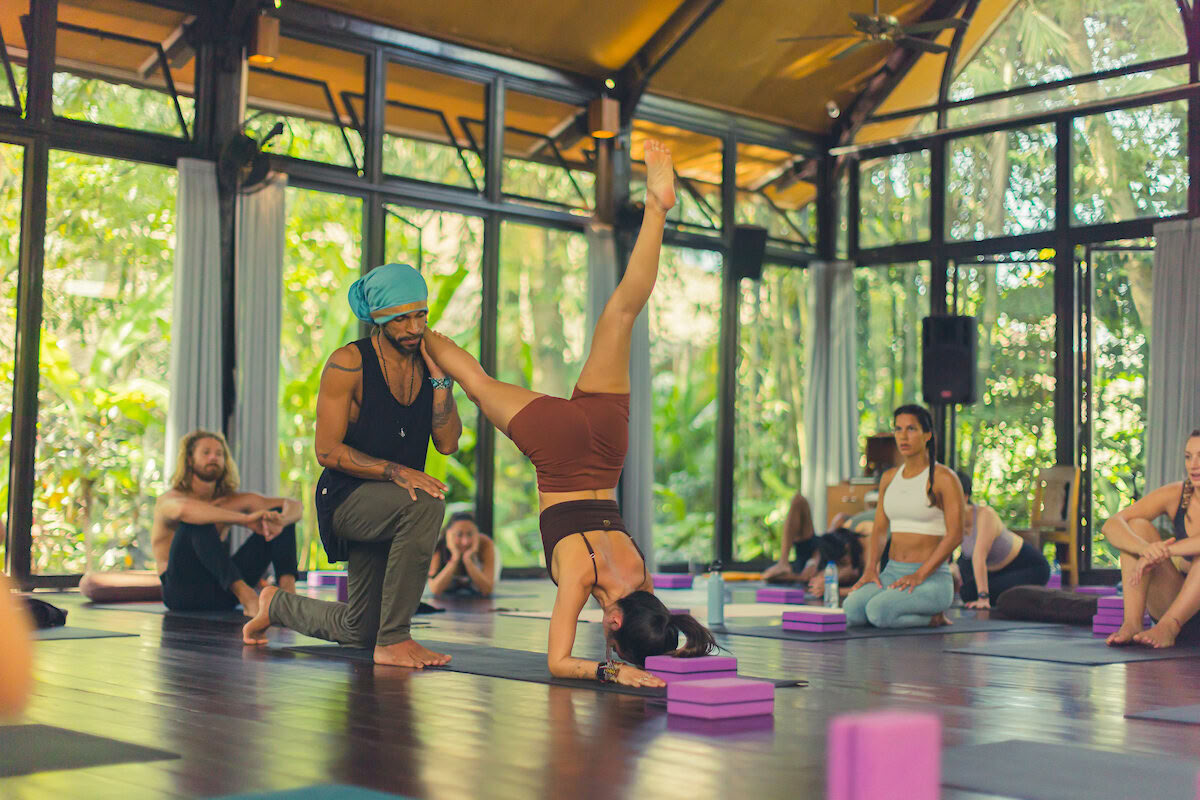 SomaYoga 200 200HR Formazione In Presenza per Insegnanti di Yoga e Somatica
