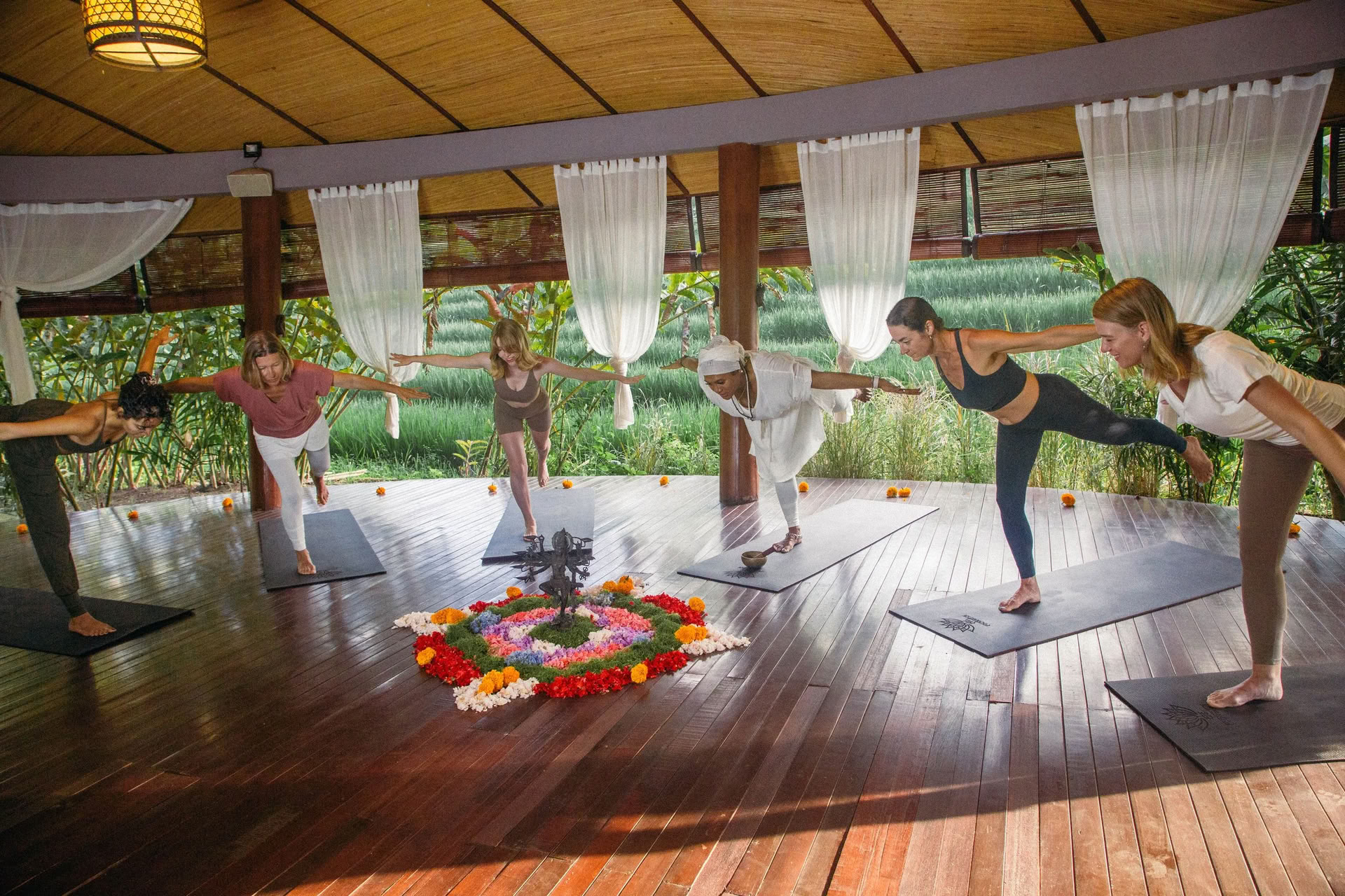 Lezione di preparazione per la cura della bellezza ayurvedica