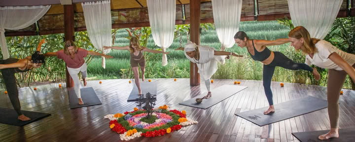Lezione di preparazione per la cura della bellezza ayurvedica