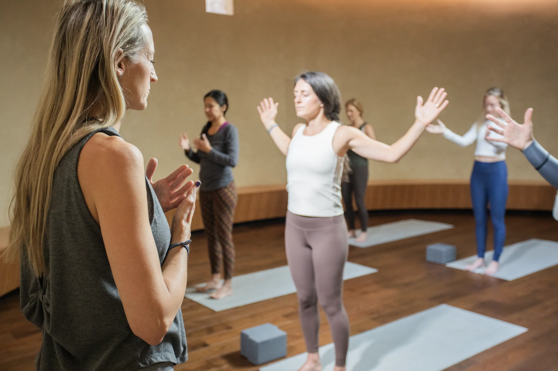Red Thread: Istituto Internazionale di Qigong | True Nature - Carbondale, CO