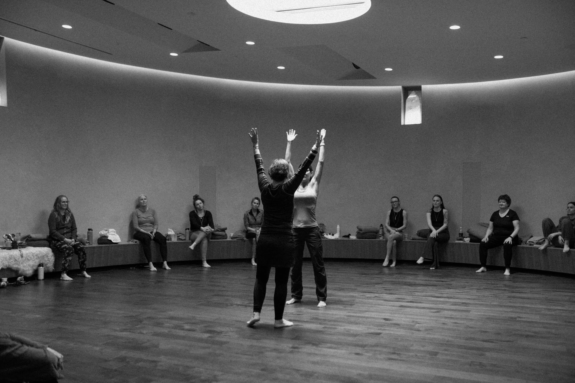 The Vibrant Mom: Revive & Renewal Ritiro with Cara Maiolo and Nicole Lindstrom | True Nature - Carbondale, CO