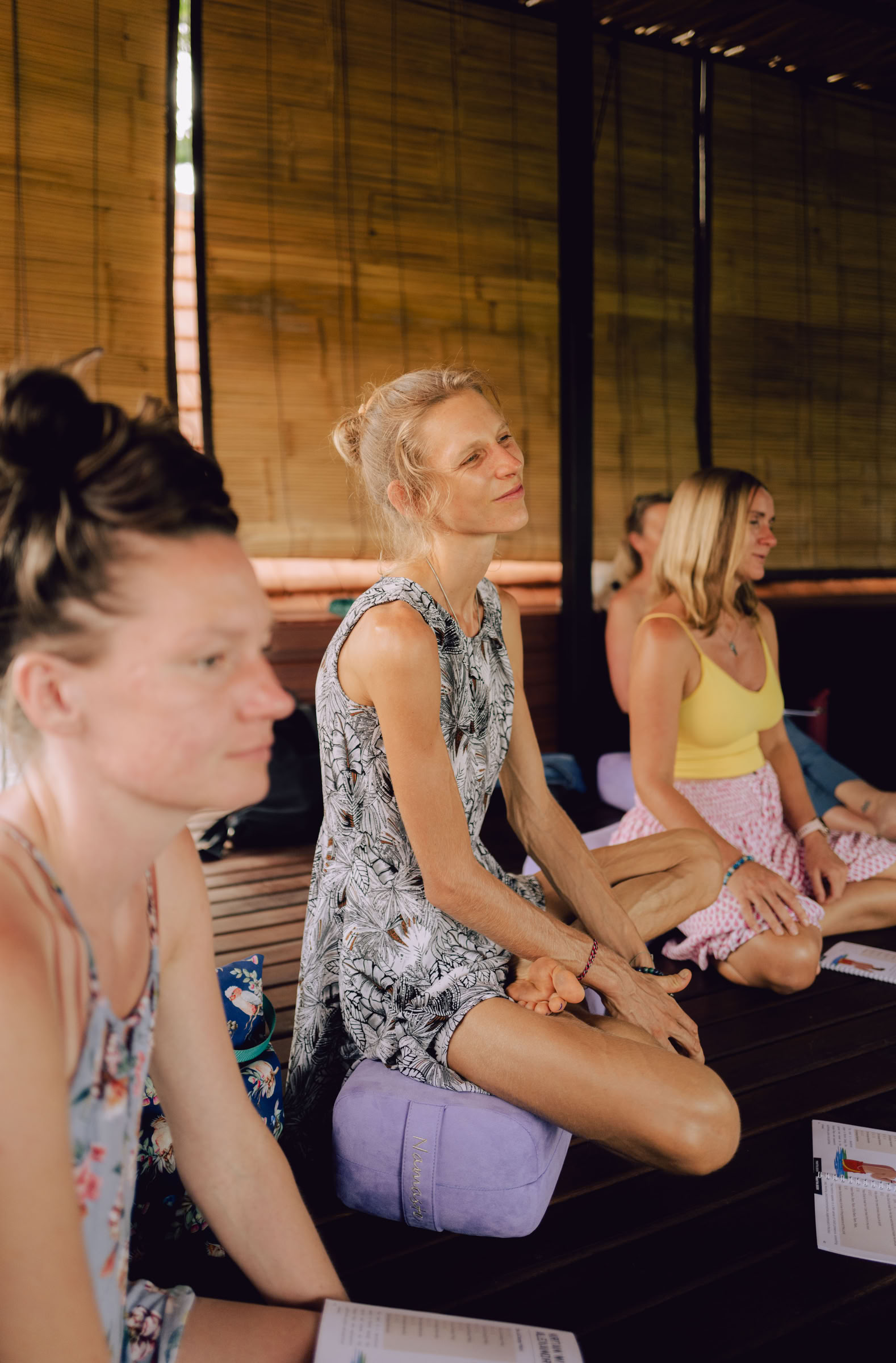 10 Giorni Yoga Sutras + Yin Training