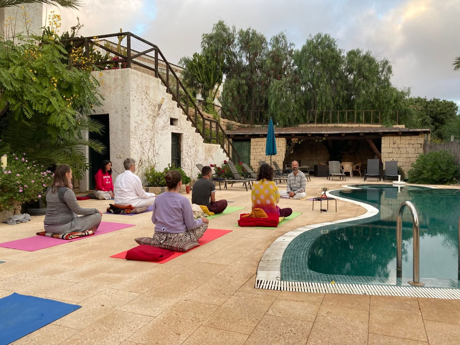 8 GIORNI Yoga e mindfulness PER CONNETTERTI CON LA TUA VERITÀ INTERIORE