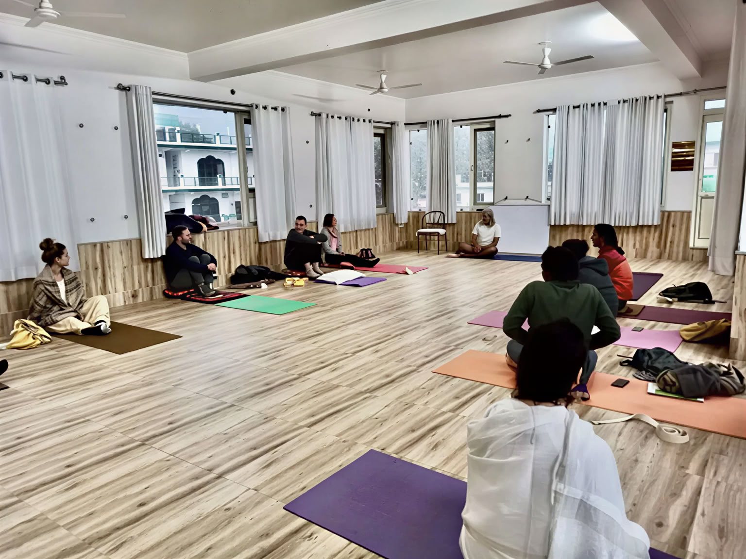 Corso di formazione insegnanti di Kundalini Yoga di 300 ore a Rishikesh