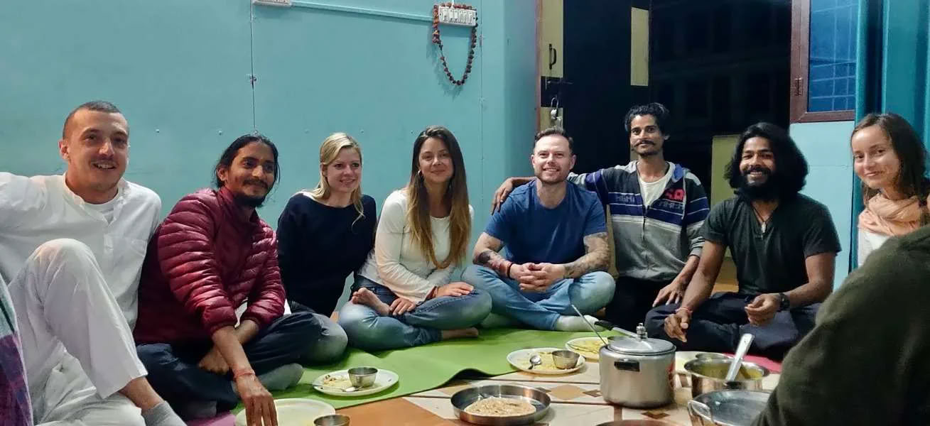 Yoga Ritiro a Rishikesh India