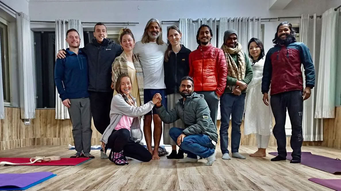 Corso di formazione insegnanti di Bhakti Yoga di 300 ore a Rishikesh, India