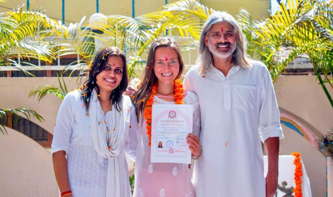 300 Ore Corso di Formazione Insegnanti di Hatha Yoga a Rishikesh India – 01 Nov – 19 Dic