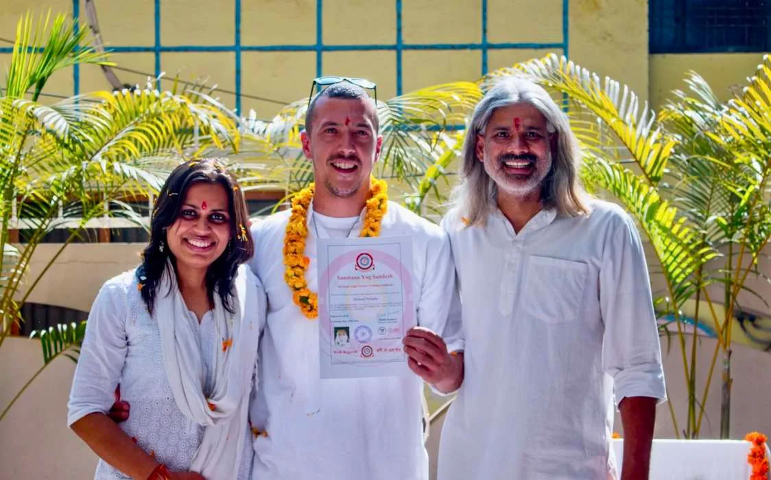 300 Ore Corso di Formazione Insegnanti di Hatha Yoga a Rishikesh India – 01 Nov – 19 Dic