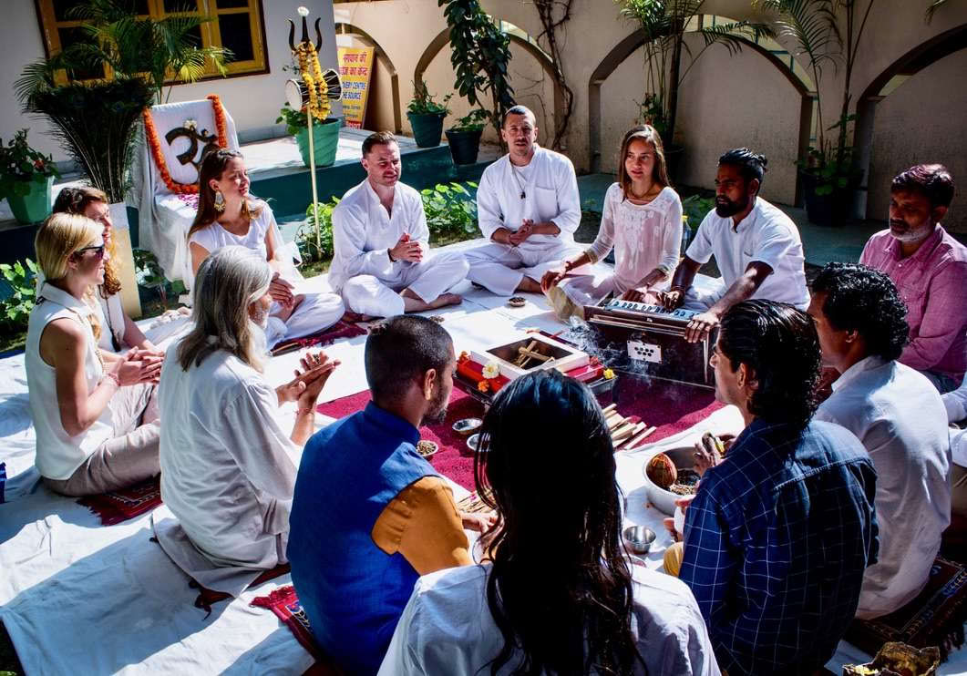 300 Ore Corso di Formazione Insegnanti di Hatha Yoga a Rishikesh India – 01 Nov – 19 Dic
