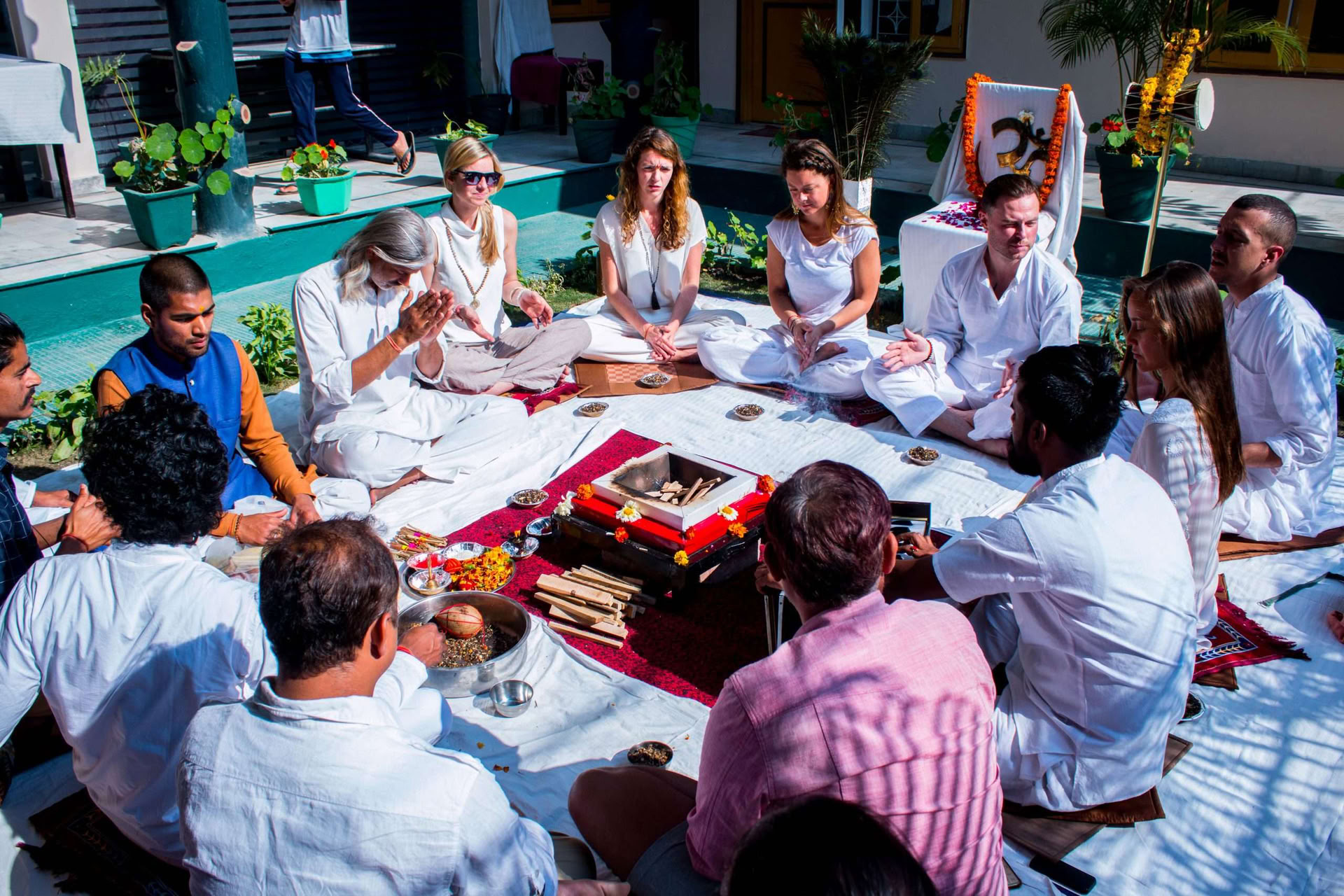 300 Ore Corso di Formazione Insegnanti di Hatha Yoga a Rishikesh India – 01 Nov – 19 Dic