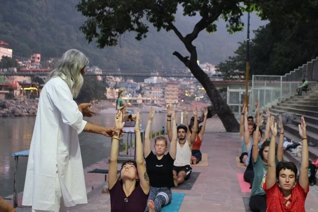 300 Ore Corso di Formazione Insegnanti di Hatha Yoga a Rishikesh India – 01 Nov – 19 Dic