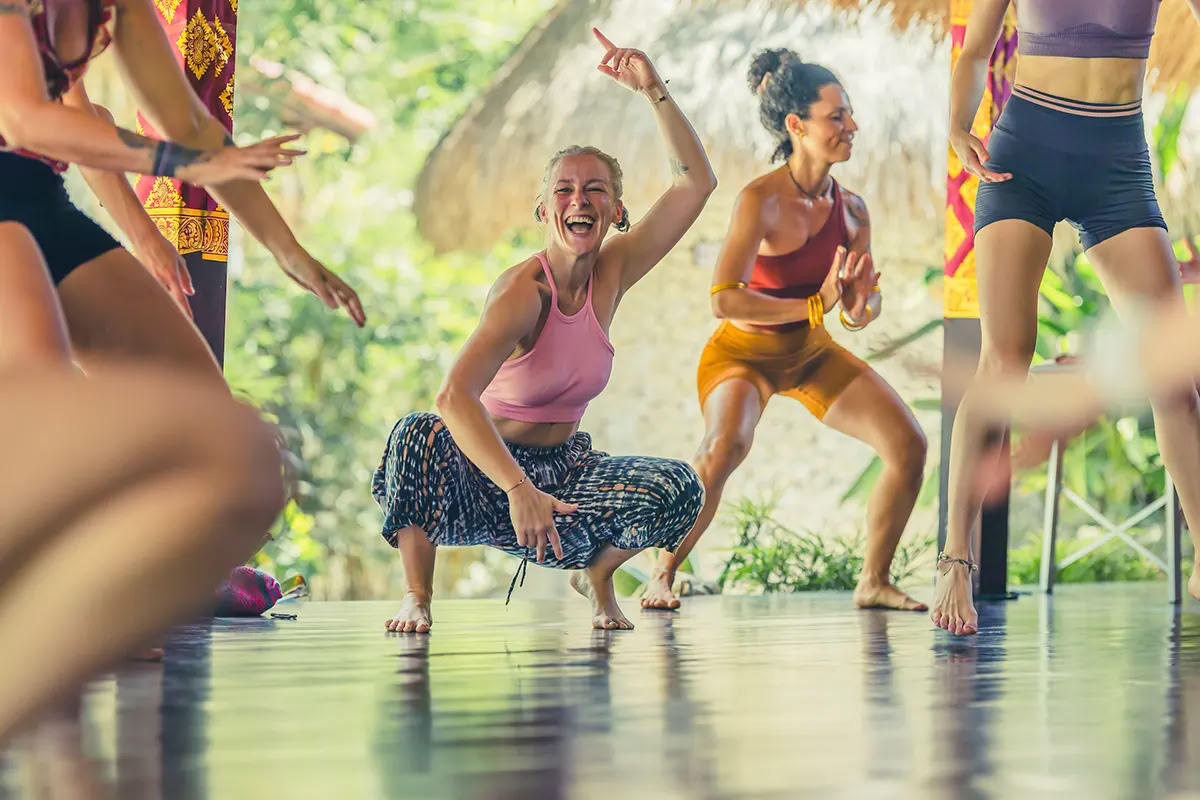 Vaidika Dharma: Formazione Insegnanti di Yoga SPIRIT di 100 Ore